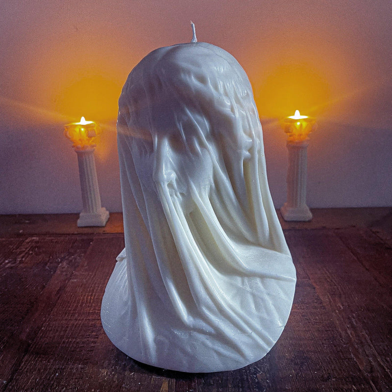The Veiled Lady Candle - Vendeo.co.uk