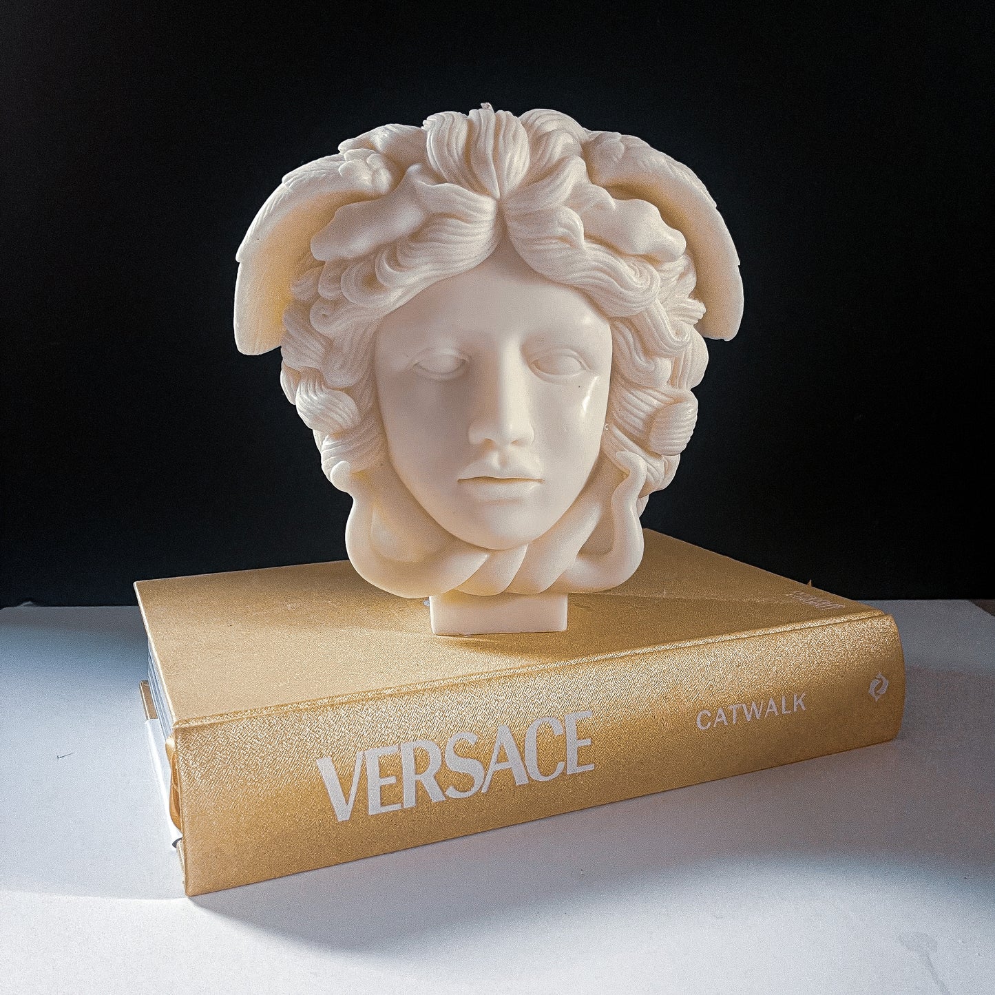 Large Medusa Candle