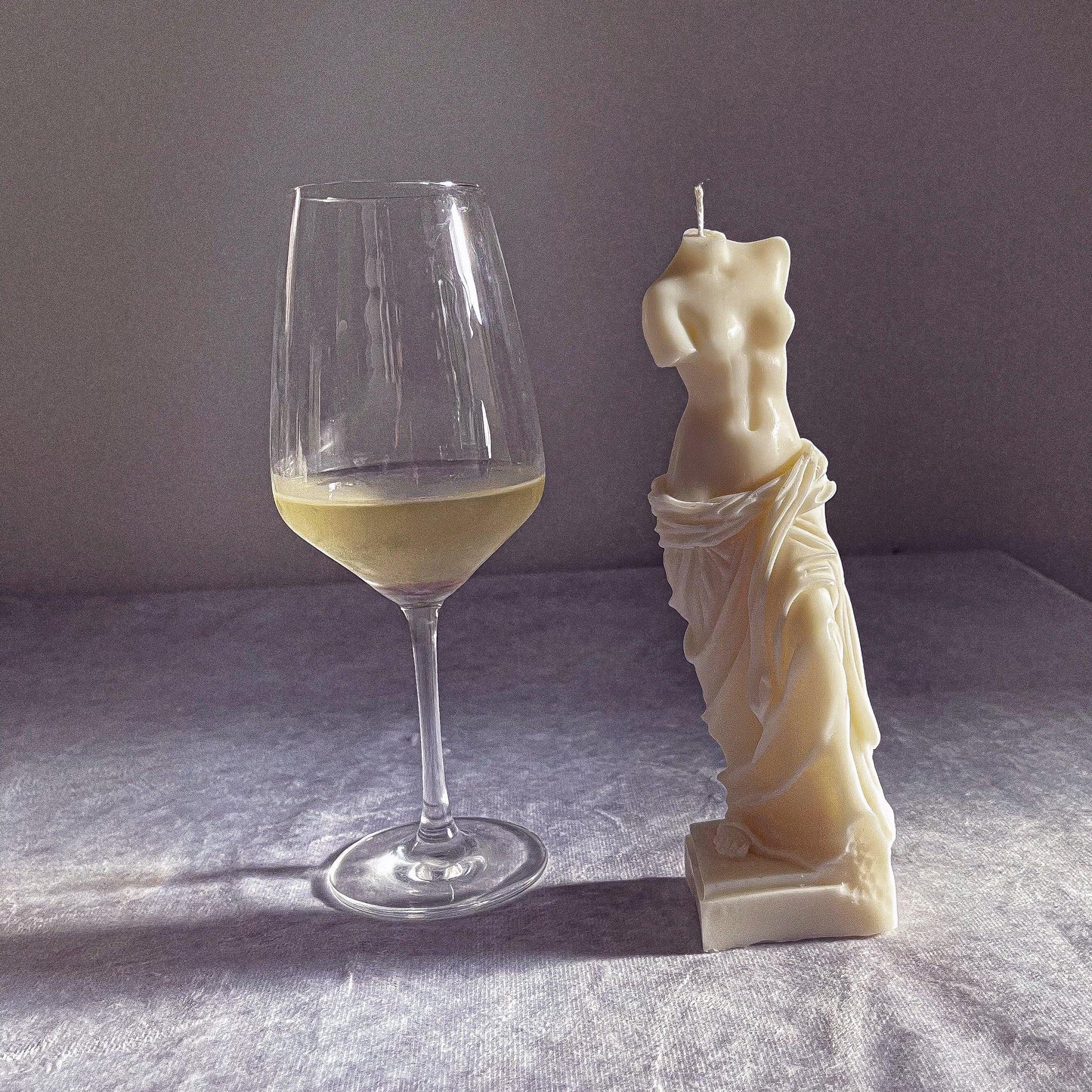 Large Venus de Milo and David Candle Bundle - Vendeo.co.uk