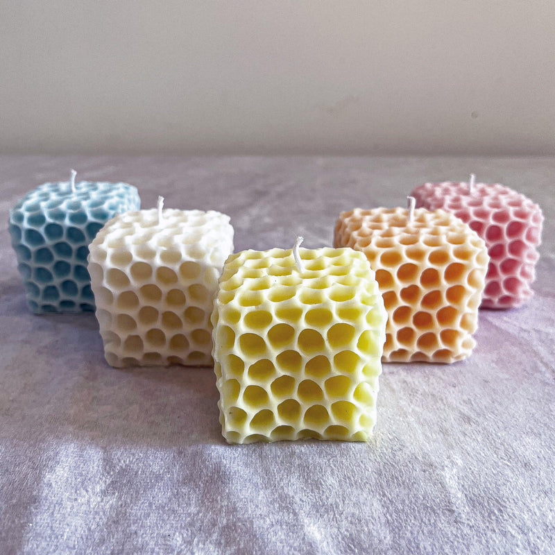 Honeycomb Candle - Vendeo.co.uk