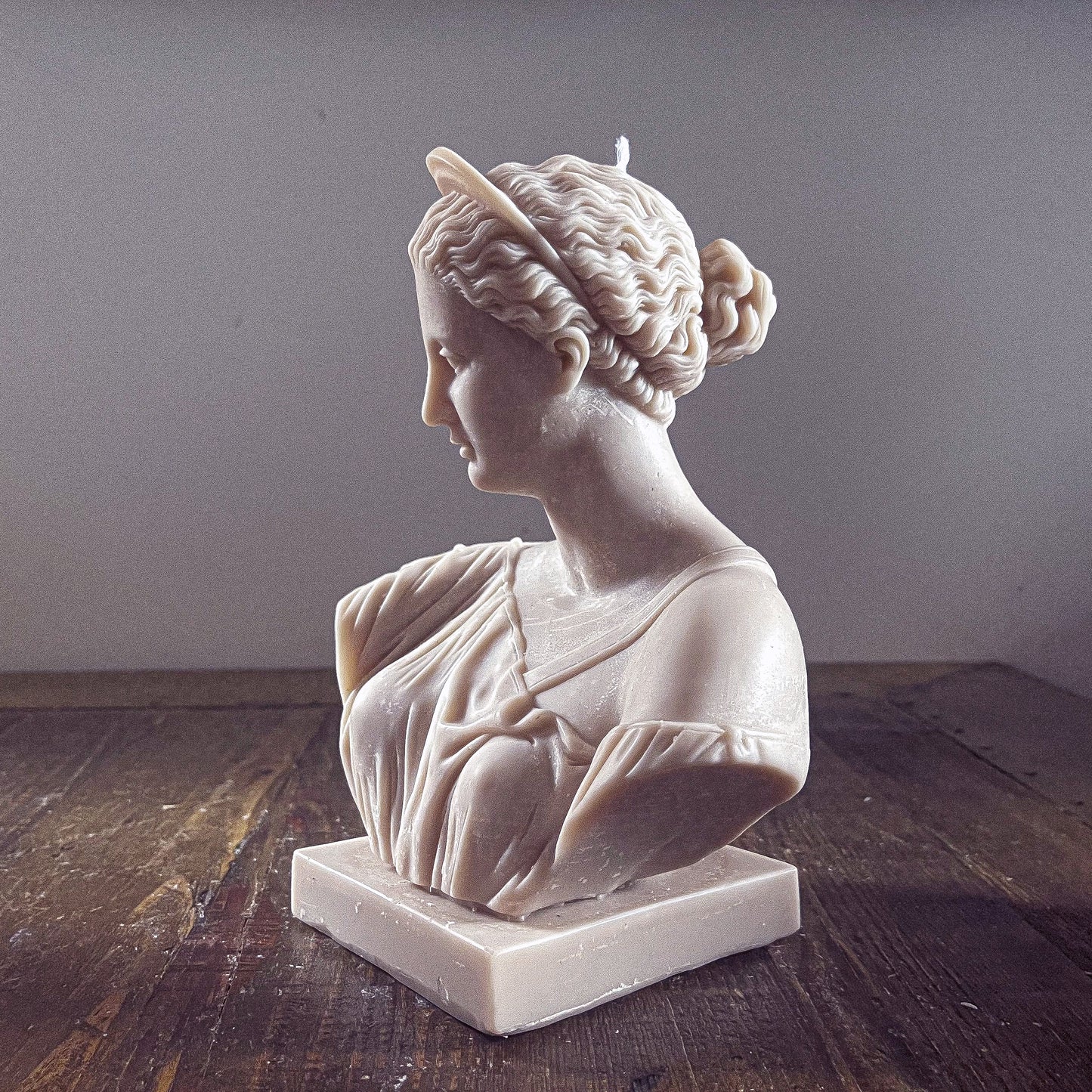 Artemis Bust Candle