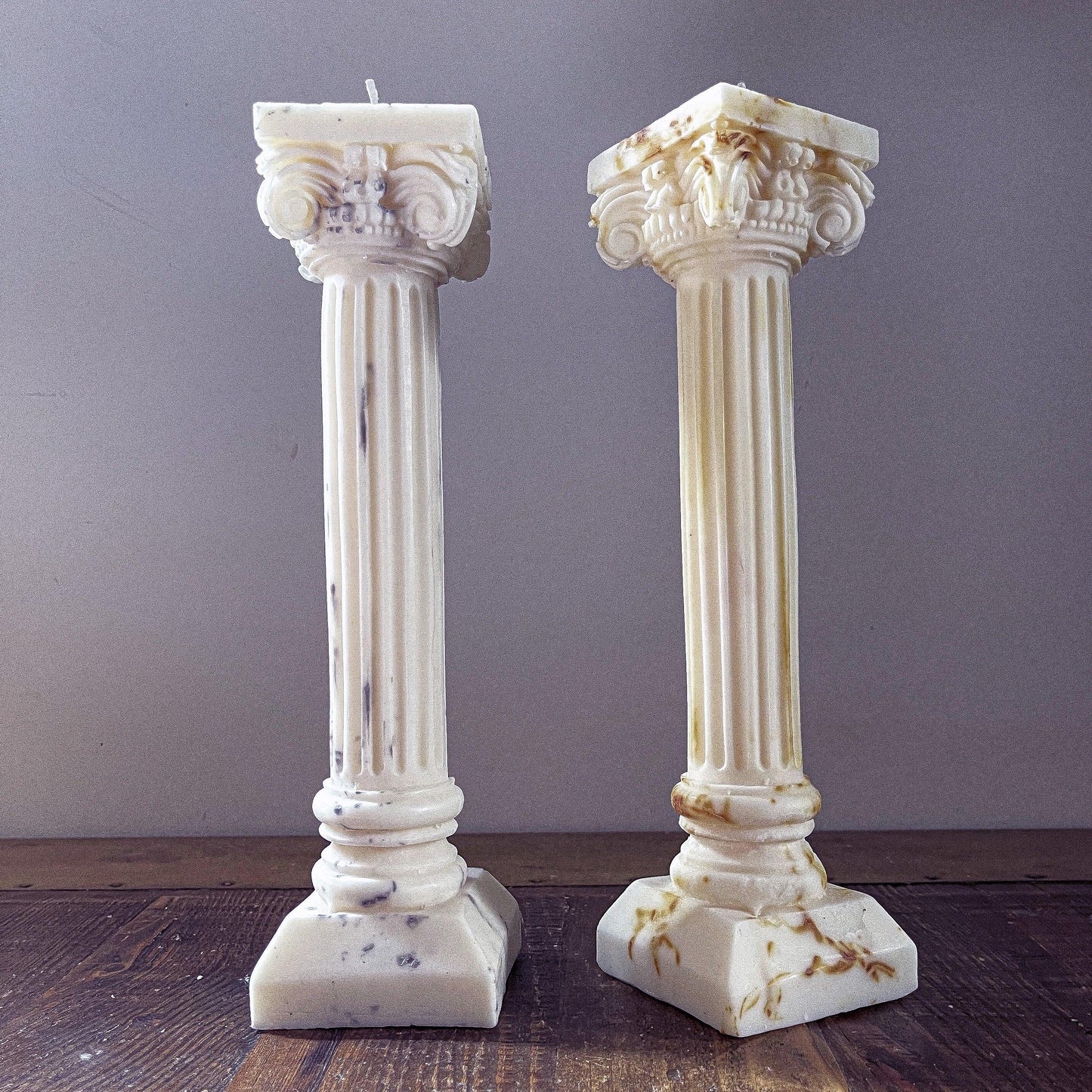 Large Marbled Greek Column Candle - Vendeo.co.uk