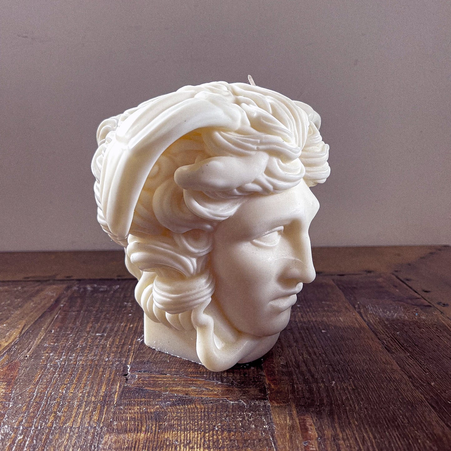 The Medusa Candle