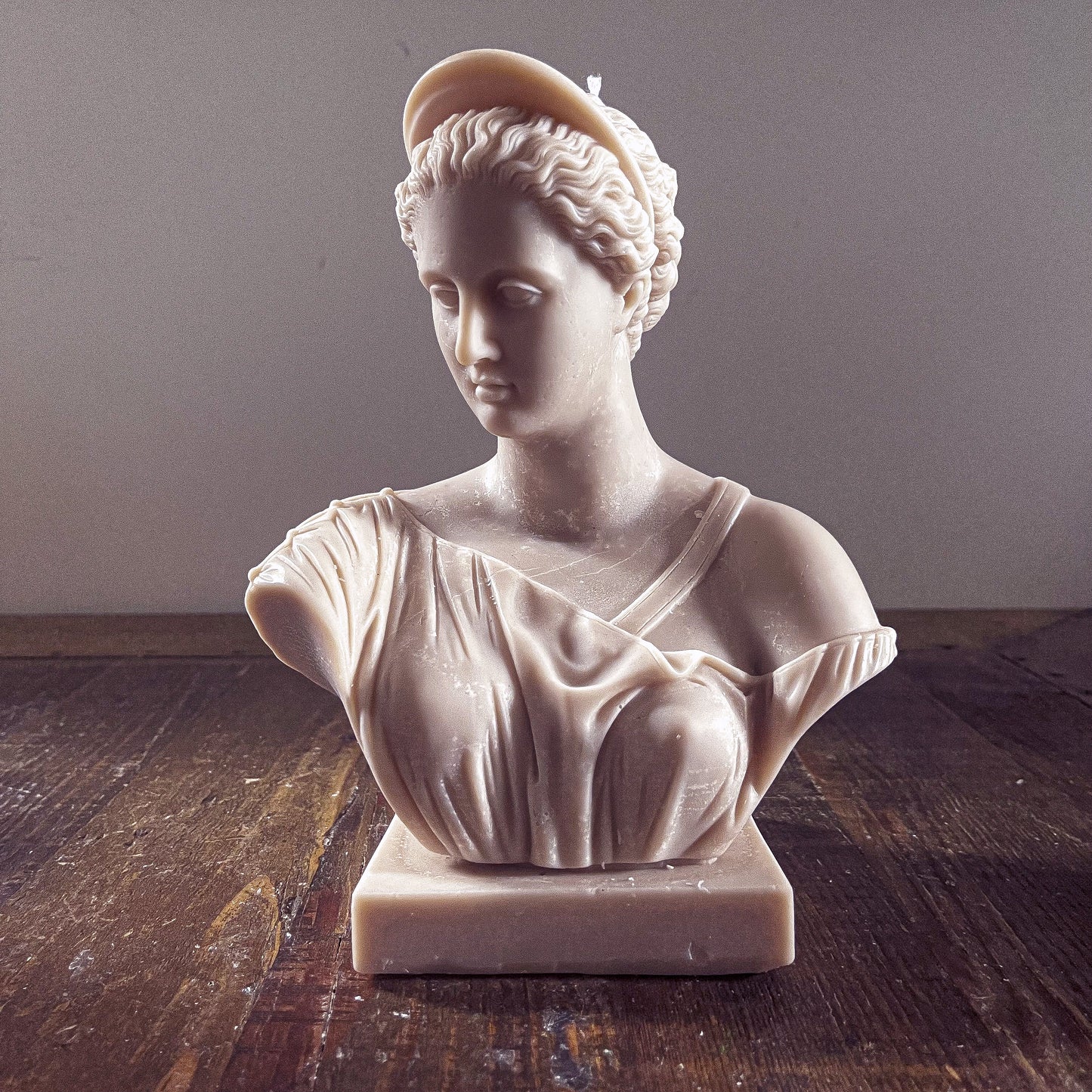 Artemis Bust Candle