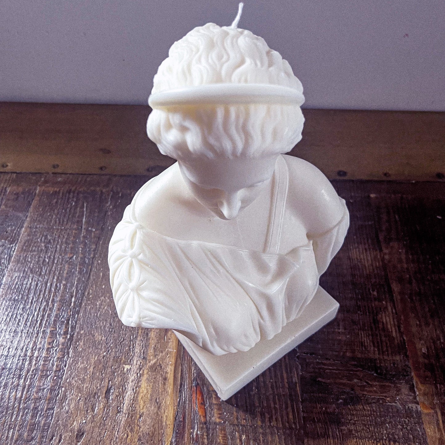 Artemis Bust Candle