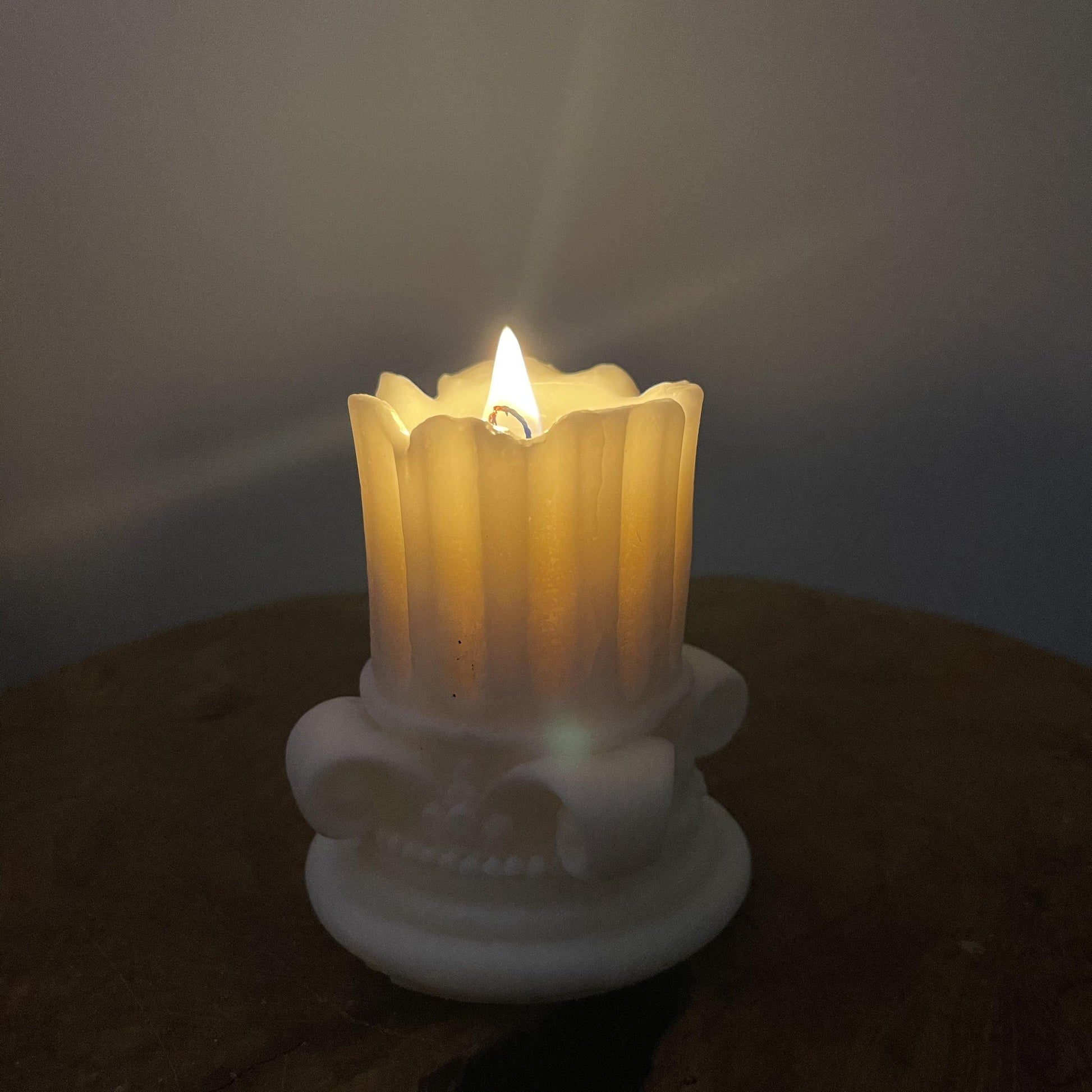 Small Greek Column Candle - Vendeo.co.uk