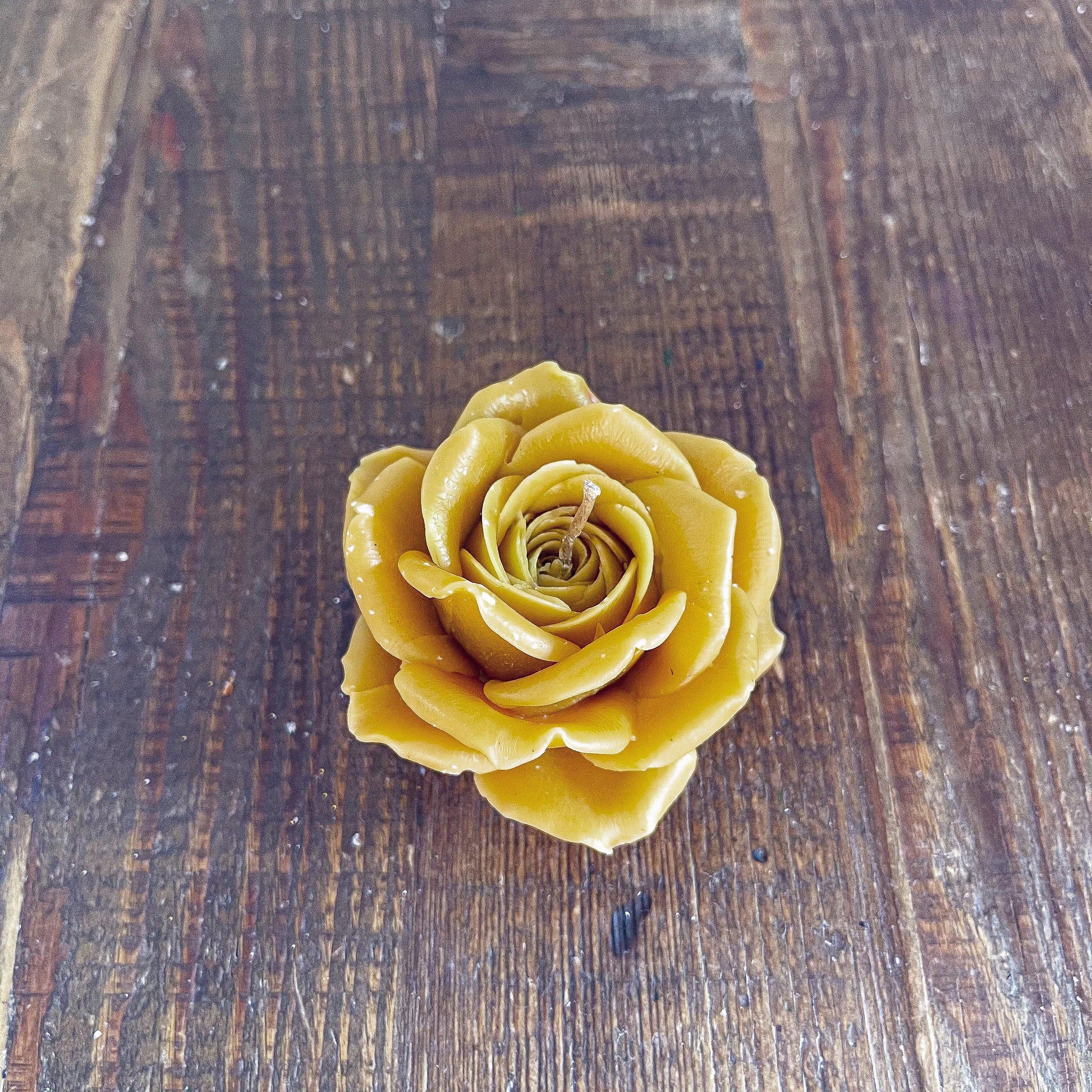 Large Honey Bee Wax Rose - Vendeo.co.uk